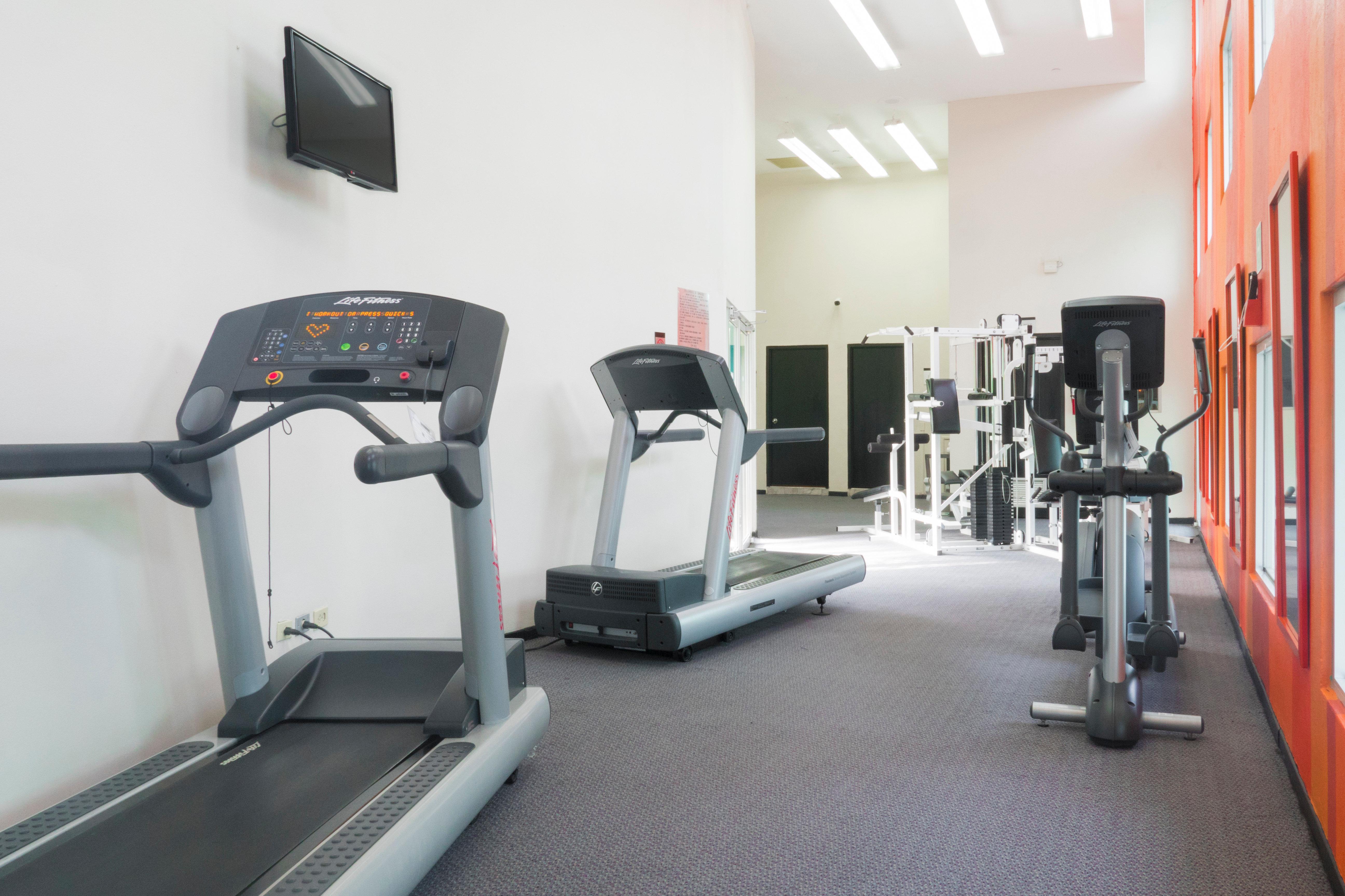 Holiday Inn Monterrey-Parque Fundidora By Ihg Kültér fotó The gym at the University of Brighton