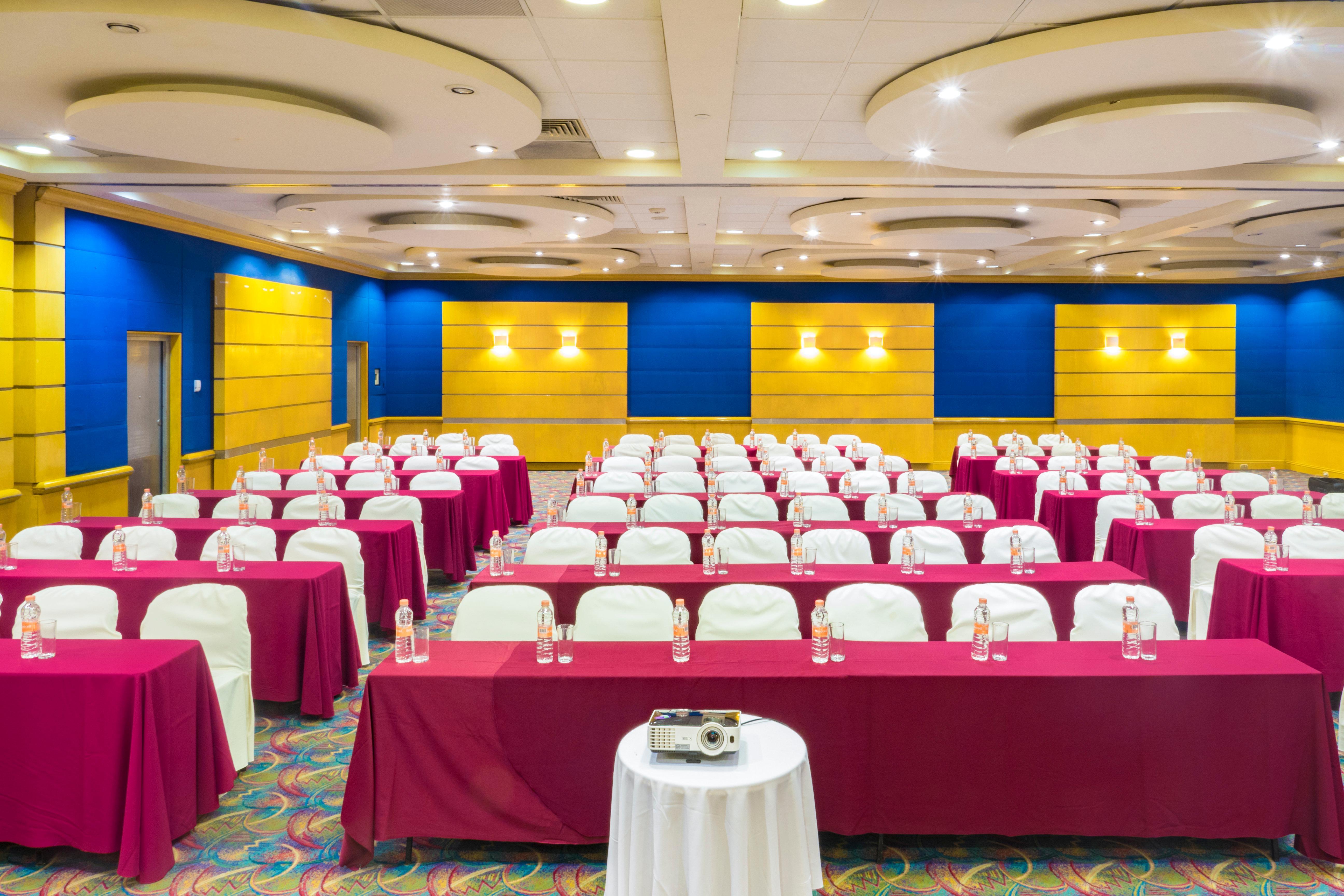 Holiday Inn Monterrey-Parque Fundidora By Ihg Kültér fotó The ballroom