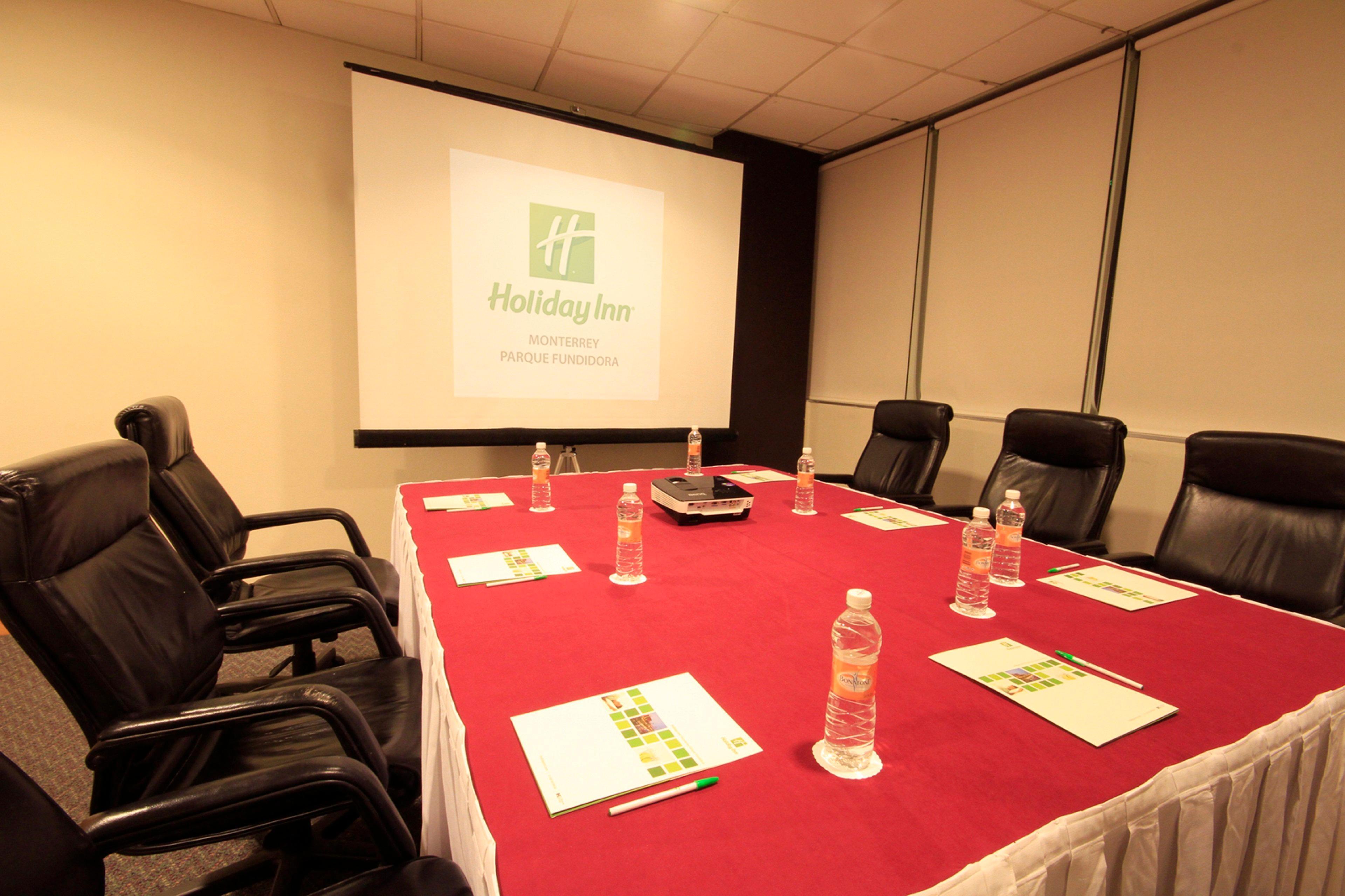 Holiday Inn Monterrey-Parque Fundidora By Ihg Kültér fotó Meeting room
