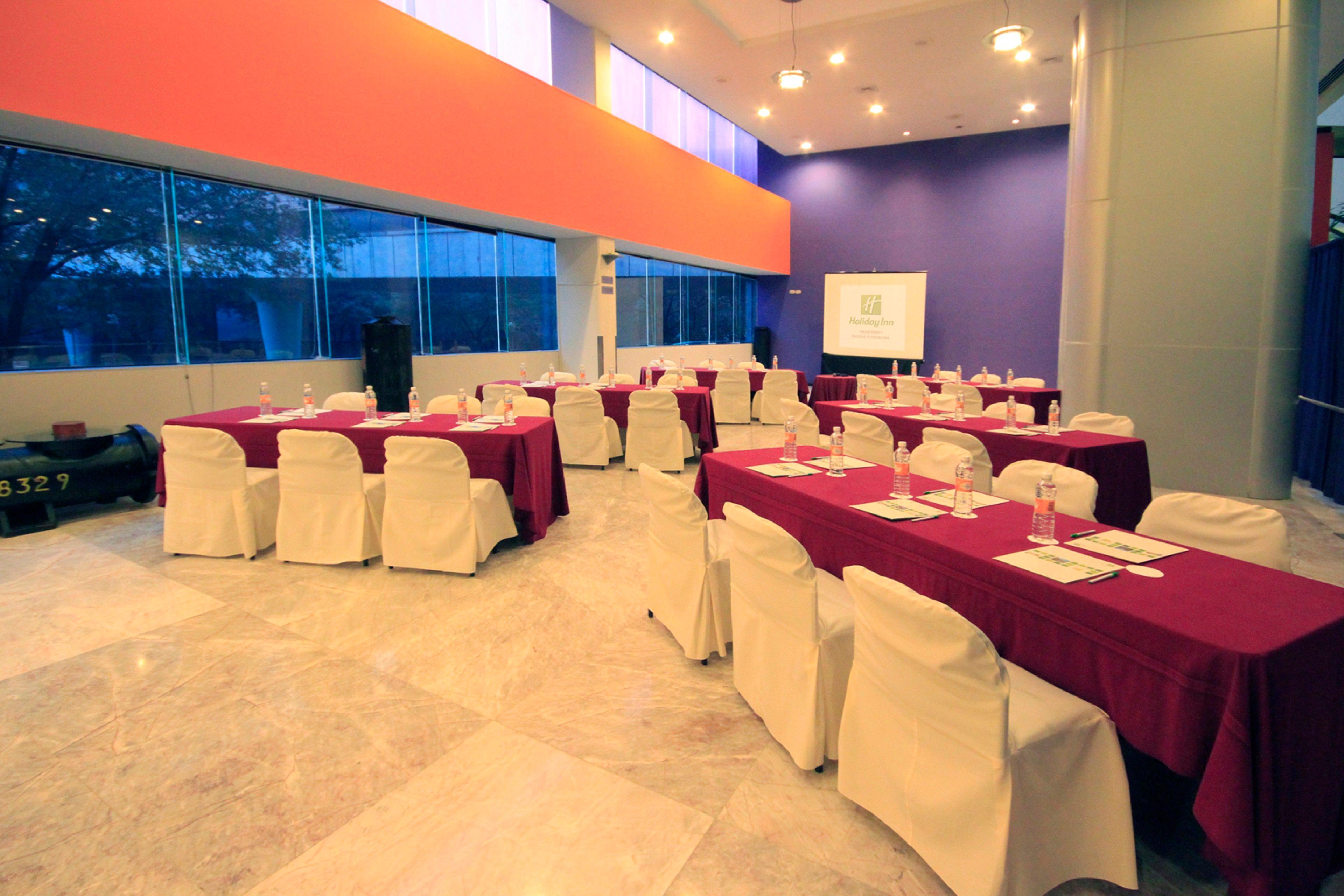 Holiday Inn Monterrey-Parque Fundidora By Ihg Kültér fotó Meeting room